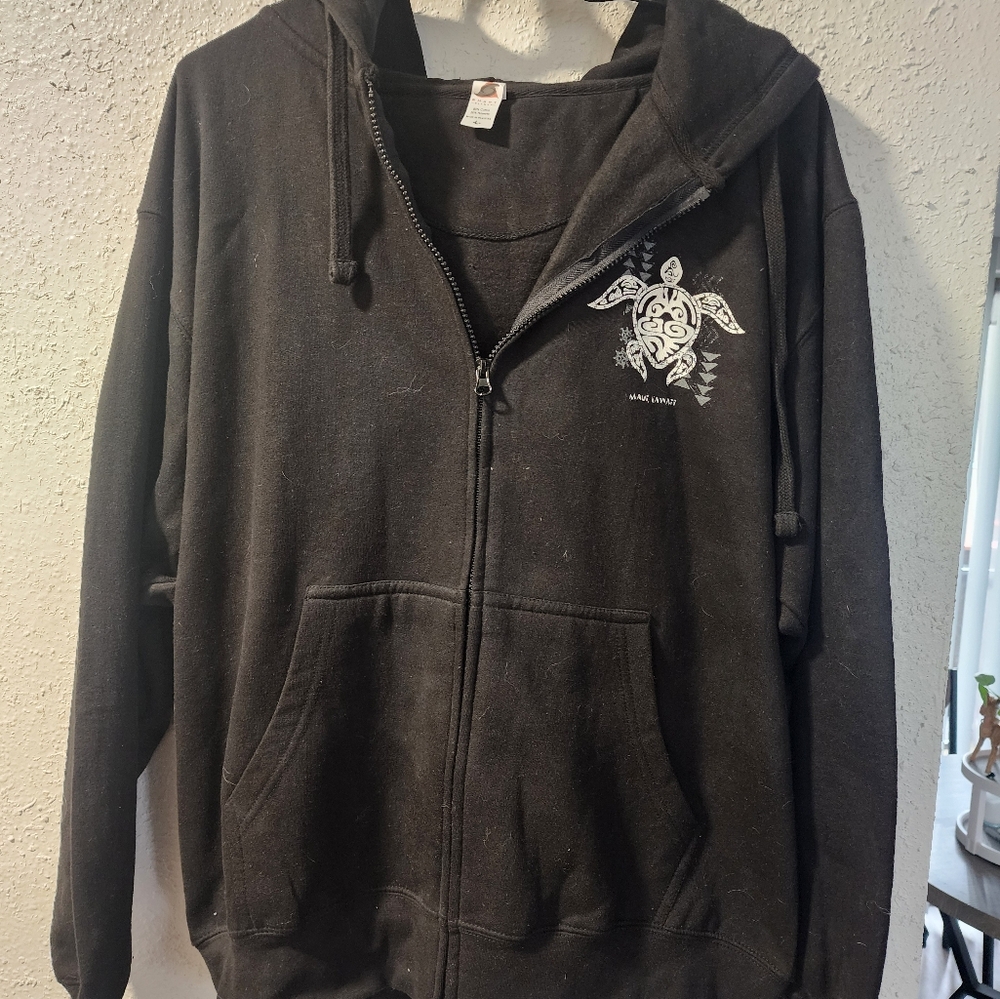Maui, Hawaii zipper up Black hoodie